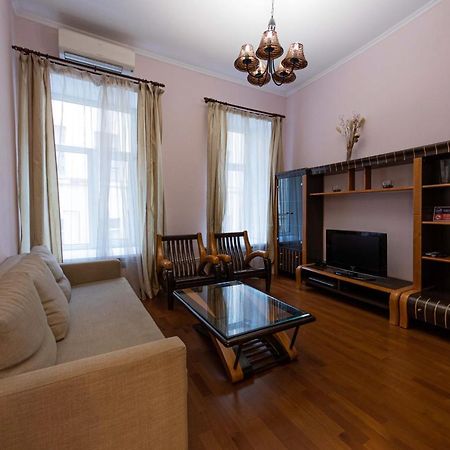 Apartment U Ermitazha Saint Petersburg Luaran gambar